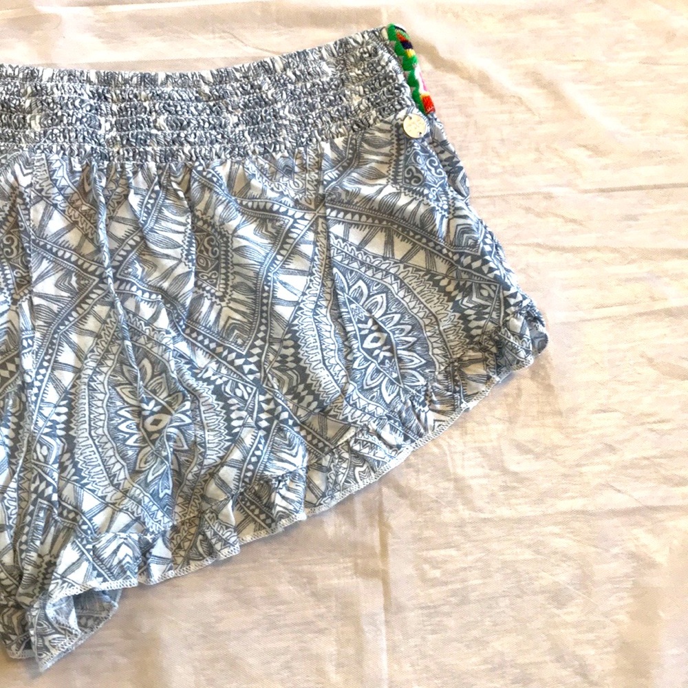 RIPCURL Embroidered Waistband Ruffle Shorts - Picture 10 of 13